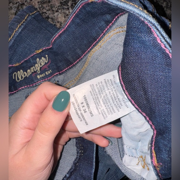 Wrangler Boot Cut Jeans - Picture 3 of 4
